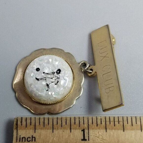 Vintage Dux Club Retro Women's Bowling Brooch, Gold Tone Charm Pendant - Picture 4 of 6